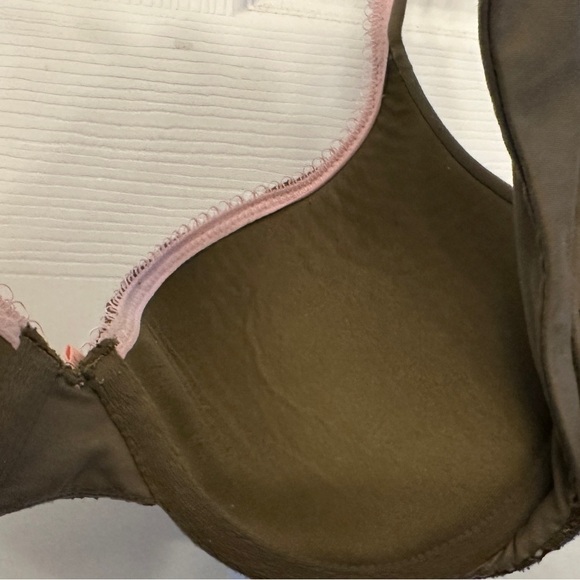 Victoria's Secret Body By Victoria Perfect Shape Padded Push Up Bra Size 34B - Picture 10 of 12